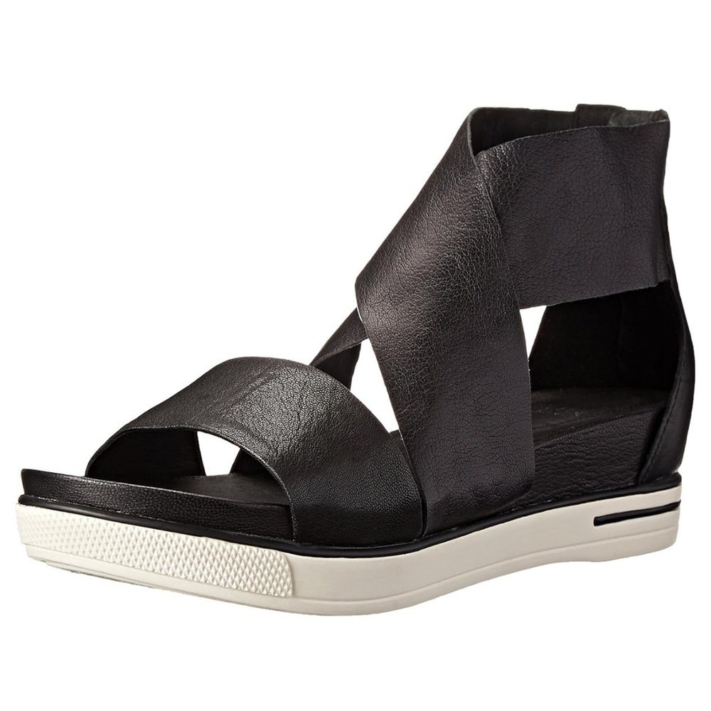 Eileen Fisher Black Leather Strappy Sandals Size 9